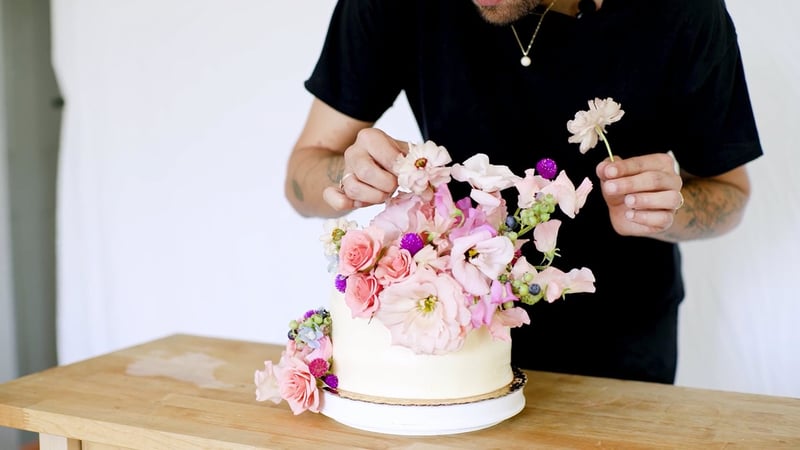 anthony-maslo-wedding-cake-flowers-6