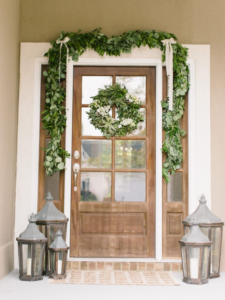 Mayesh Design Star: Spring Door Wreath